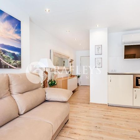 Modern 1 Bedroom Apartement In Very Center Of Marbella. 외부 사진